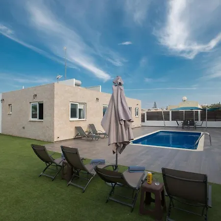 Broadway Holiday home