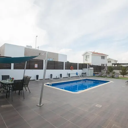Broadway Protaras