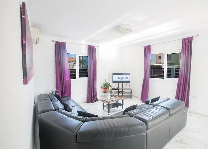 Broadway Holiday home