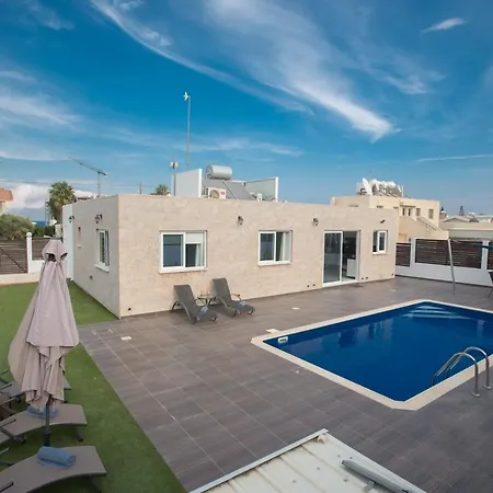 Broadway * Protaras